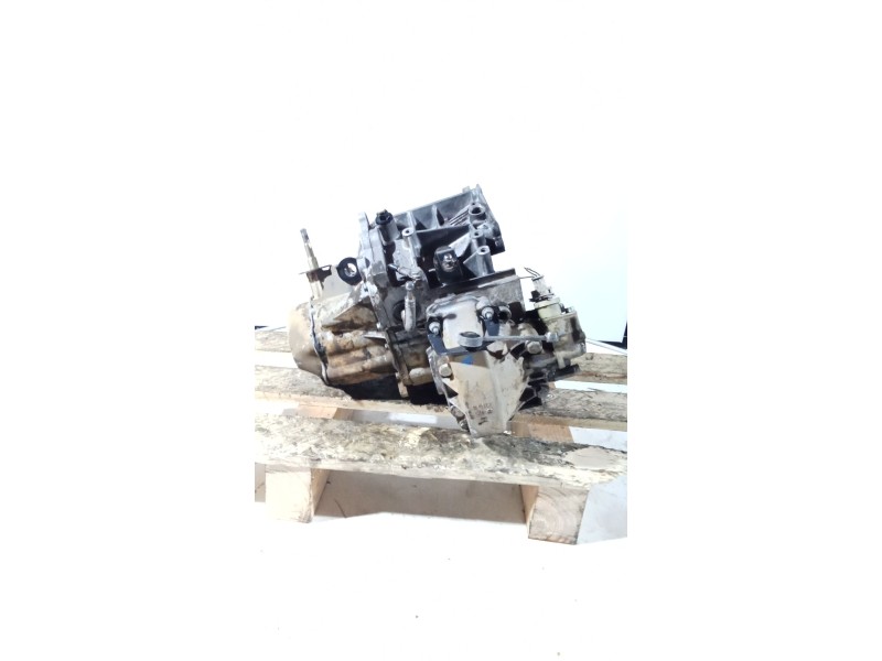 Recambio de caja cambios para peugeot partner monospace (5_, g_) 1.9 d referencia OEM IAM 20TE20 5v 1864441