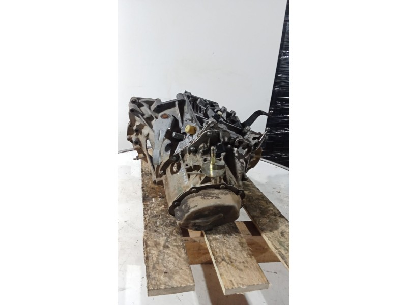 Recambio de caja cambios para peugeot partner monospace (5_, g_) 1.9 d referencia OEM IAM 20TE20 5v 1864441