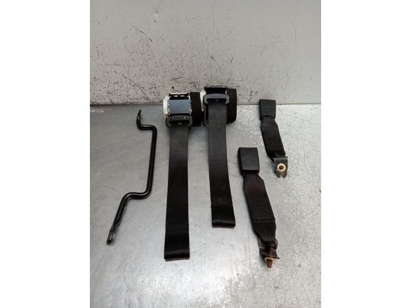 Recambio de juego cinturones trasero para ford focus ii descapotable 2.0 tdci referencia OEM IAM  2P 