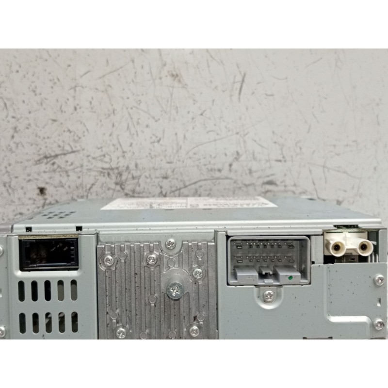 Recambio de sistema audio / radio cd para volvo v50 (545) 2.0 d referencia OEM IAM 307523711 V0465051077413 