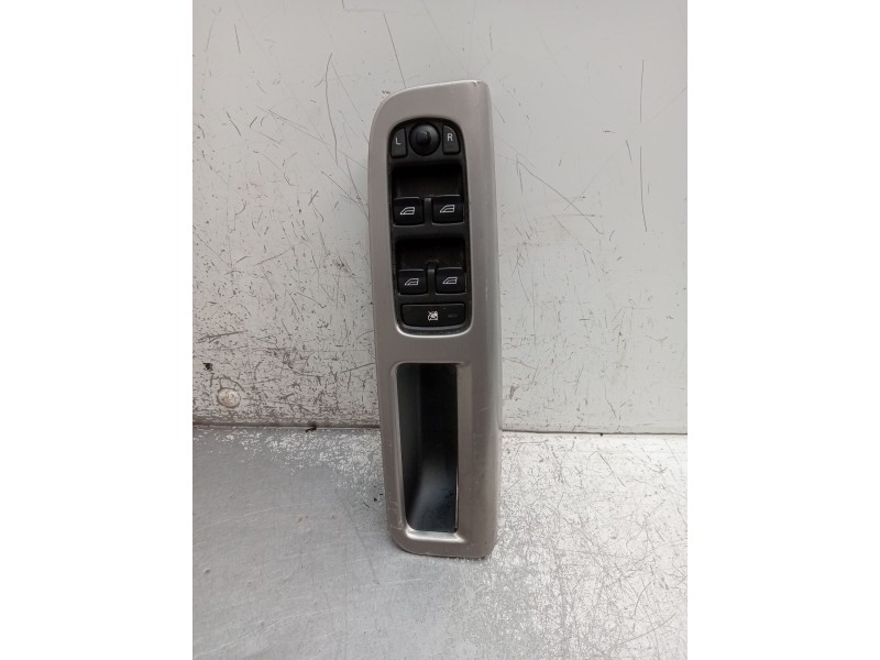 Recambio de mando elevalunas delantero izquierdo para volvo v50 (545) 2.0 d referencia OEM IAM 30710787 5P 8663817 03451100