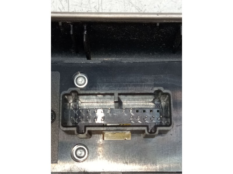 Recambio de mando elevalunas delantero izquierdo para volvo v50 (545) 2.0 d referencia OEM IAM 30710787 5P 8663817 03451100
