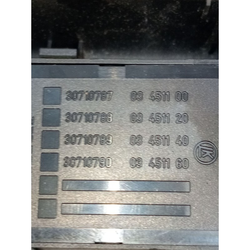 Recambio de mando elevalunas delantero izquierdo para volvo v50 (545) 2.0 d referencia OEM IAM 30710787 5P 8663817 03451100