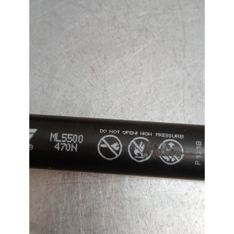 Recambio de amortiguadores maletero / porton para volvo v50 (545) 2.0 d referencia OEM IAM ML5500470N  