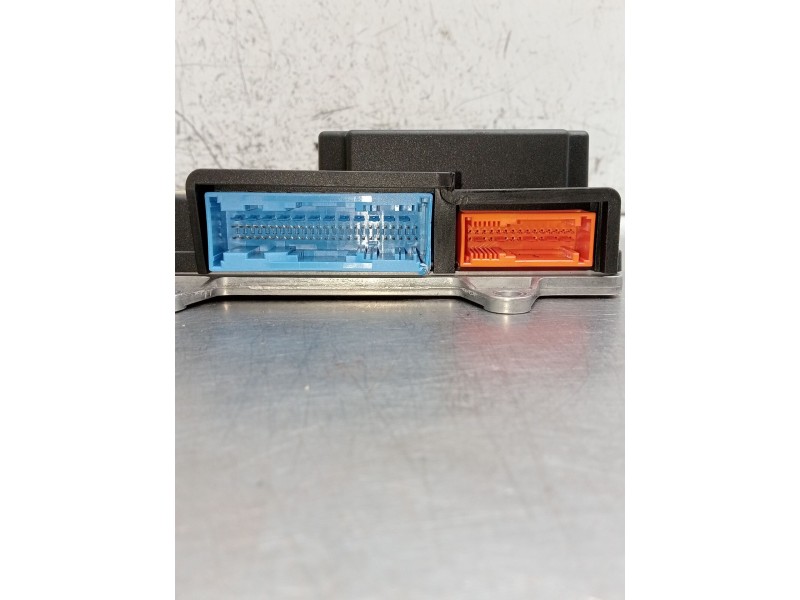 Recambio de centralita airbag para volvo v50 (545) 2.0 d referencia OEM IAM 30724652 00001393B3 