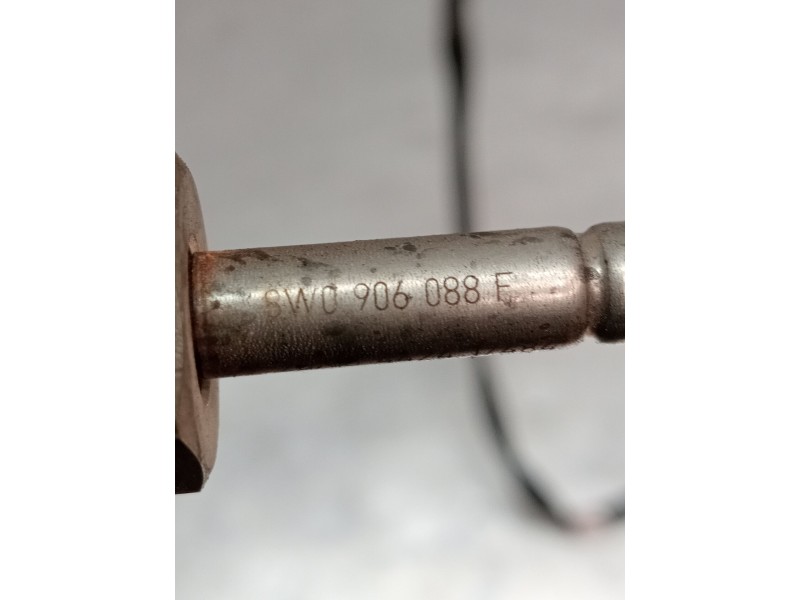 Recambio de sensor para audi q5 (fyb, fyg) 2.0 tdi quattro referencia OEM IAM 8W0906088F  