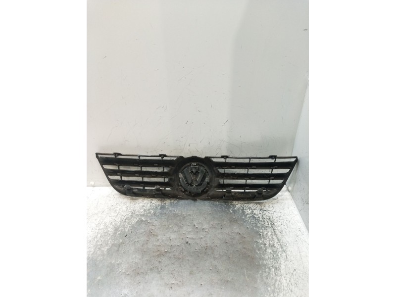 Recambio de rejilla delantera para volkswagen polo iv (9n_, 9a_) 1.4 tdi referencia OEM IAM 1T0853601  