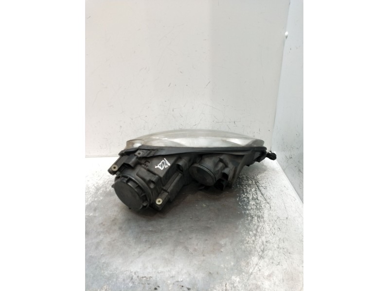 Recambio de faro izquierdo para volkswagen golf v (1k1) 1.9 tdi referencia OEM IAM 1K6941005P 1EG24700709 