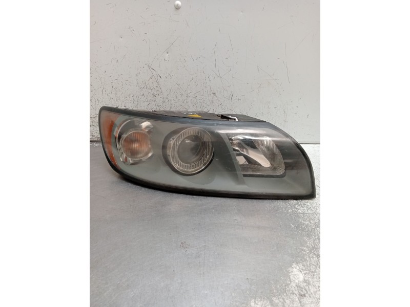 Recambio de faro derecho para volvo v50 (545) 2.0 d referencia OEM IAM 0301198204 30698886 