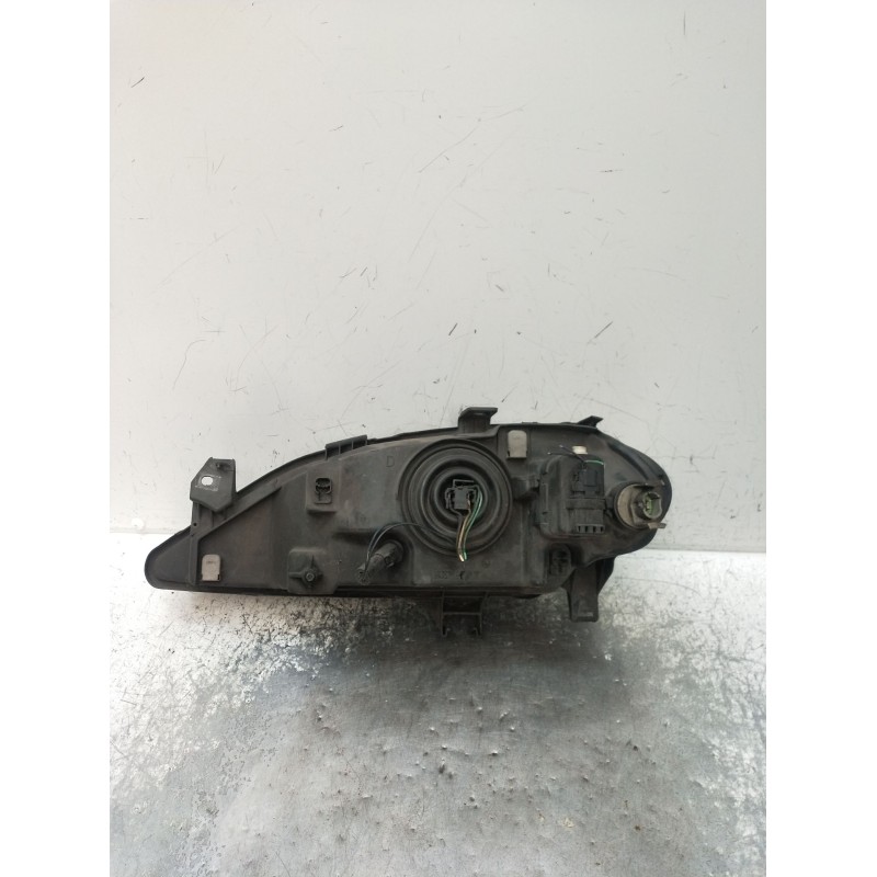 Recambio de faro derecho para renault megane i classic (la0/1_) 1.9 dti (la1u) referencia OEM IAM 7701047095  