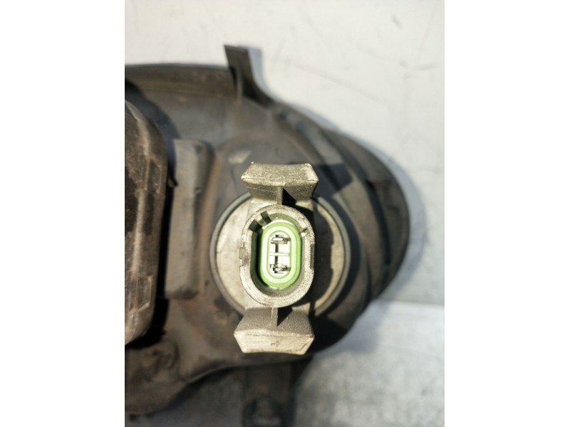 Recambio de faro derecho para renault megane i classic (la0/1_) 1.9 dti (la1u) referencia OEM IAM 7701047095  