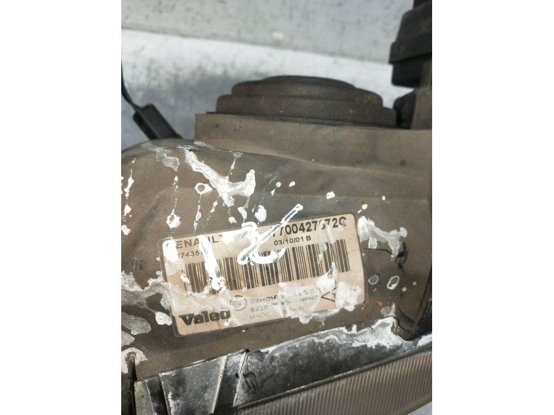 Recambio de faro izquierdo para renault megane i classic (la0/1_) 1.9 dti (la1u) referencia OEM IAM 7700427872G  