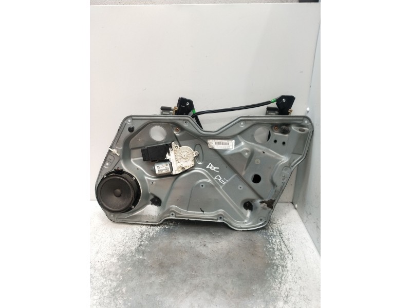 Recambio de elevalunas delantero derecho para seat leon (1m1) 1.9 tdi referencia OEM IAM 105527301 1C1959802A 5P