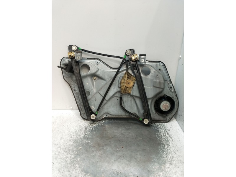 Recambio de elevalunas delantero derecho para seat leon (1m1) 1.9 tdi referencia OEM IAM 105527301 1C1959802A 5P