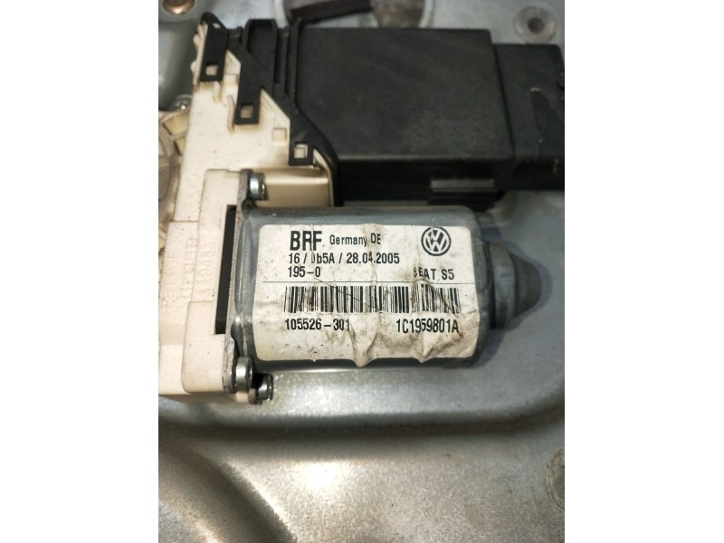 Recambio de elevalunas delantero izquierdo para seat leon (1m1) 1.9 tdi referencia OEM IAM 105526301 1C1959801A 5P