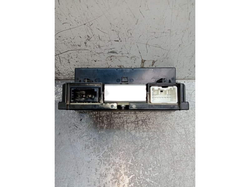 Recambio de pantalla multifuncion para volvo v50 (545) 2.0 d referencia OEM IAM 30679647 69594580 