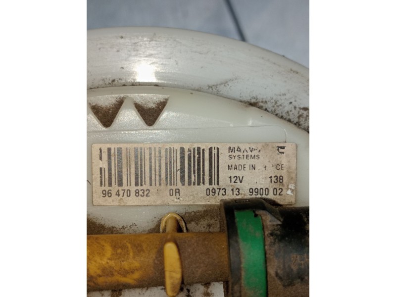 Recambio de bomba combustible para peugeot 407 (6d_) 1.6 hdi 110 (6d9hzc, 6d9hyc) referencia OEM IAM 96470832 097313990002 