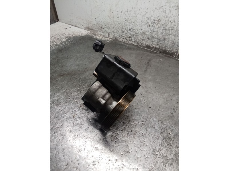 Recambio de bomba direccion para peugeot 206 hatchback (2a/c) 1.6 16v referencia OEM IAM 9637058480 9636868800 