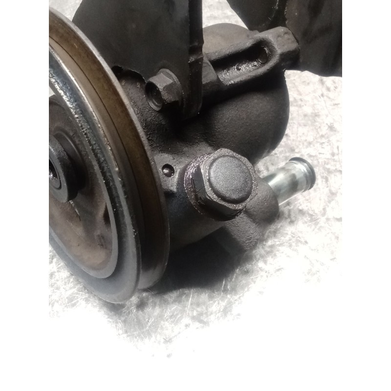 Recambio de bomba direccion para opel corsa b (s93) 1.7 d (f08, f68, m68) referencia OEM IAM 26008257  