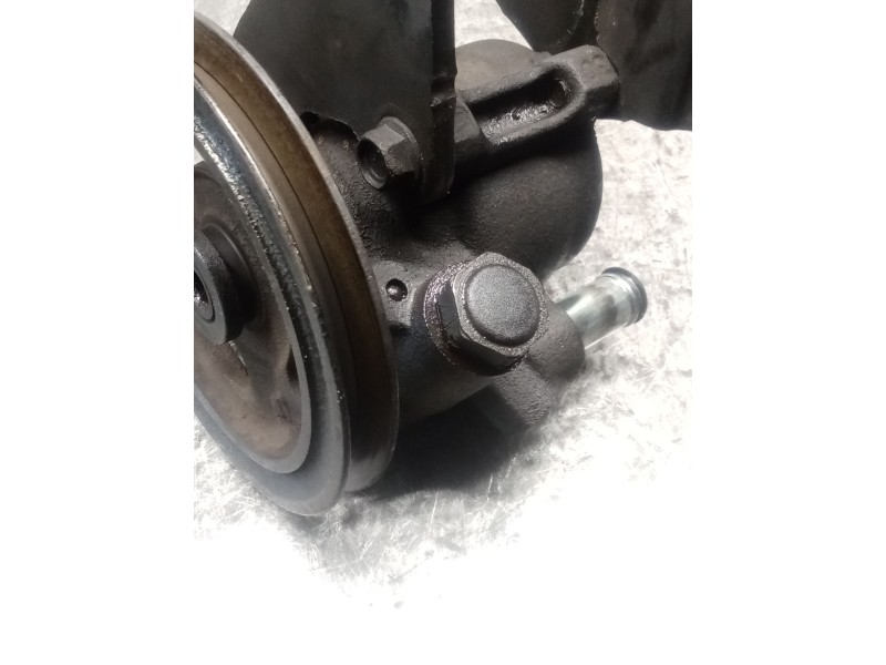 Recambio de bomba direccion para opel corsa b (s93) 1.7 d (f08, f68, m68) referencia OEM IAM 26008257  