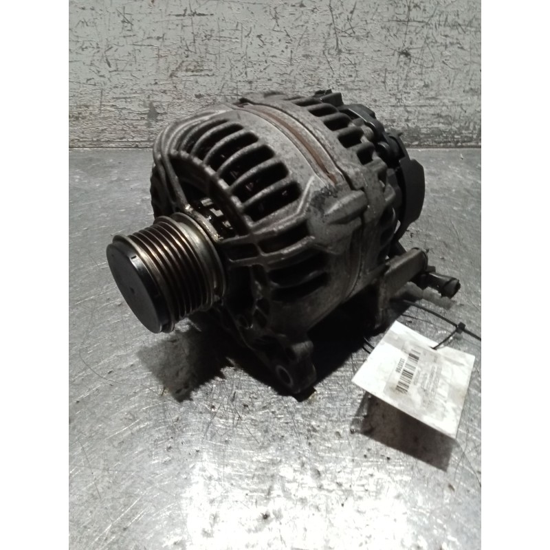 Recambio de alternador para volkswagen polo iv (9n_, 9a_) 1.4 tdi referencia OEM IAM 045903032A 120A 