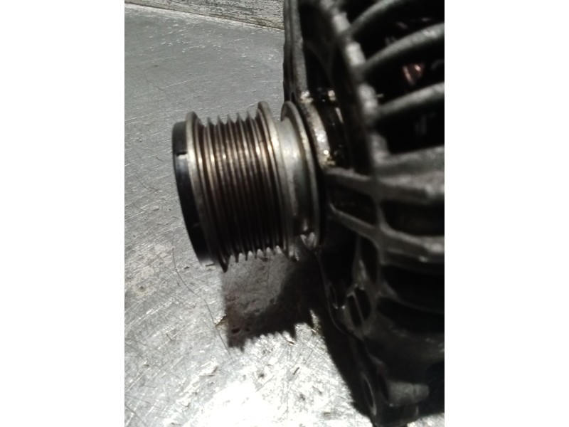 Recambio de alternador para volkswagen polo iv (9n_, 9a_) 1.4 tdi referencia OEM IAM 045903032A 120A 