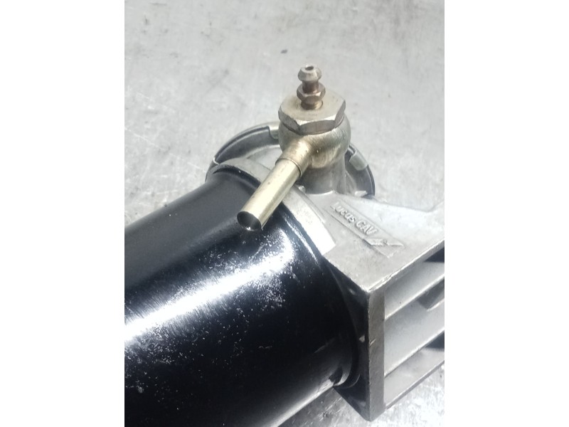 Recambio de bomba combustible para peugeot 205 ii (20a/c) 1.7 diesel referencia OEM IAM   