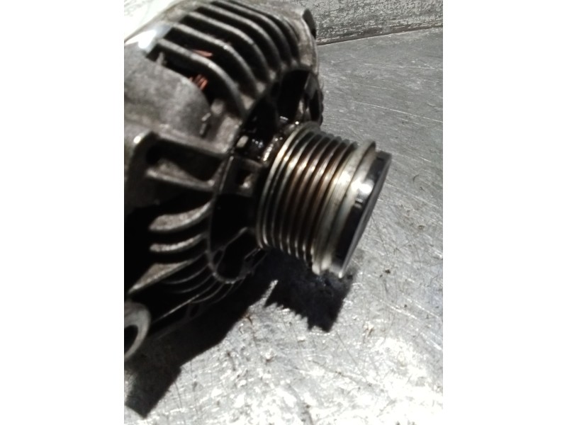 Recambio de alternador para renault megane i classic (la0/1_) 1.9 dti (la1u) referencia OEM IAM 8200064685 80A 