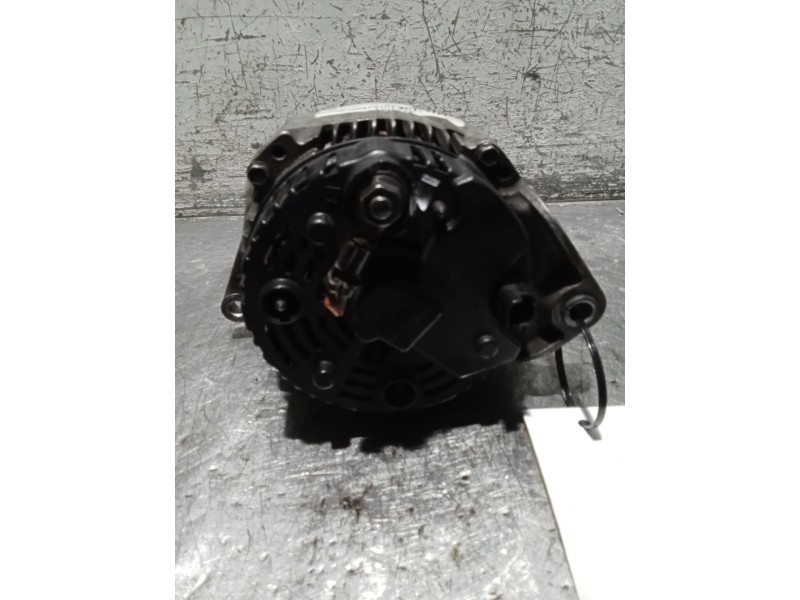 Recambio de alternador para renault megane i classic (la0/1_) 1.9 dti (la1u) referencia OEM IAM 8200064685 80A 