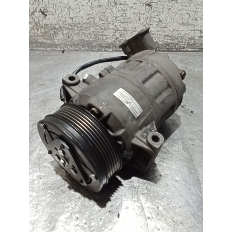 Recambio de compresor aire acondicionado para opel zafira / zafira family b (a05) 1.9 cdti (m75) referencia OEM IAM 82D0155802CA