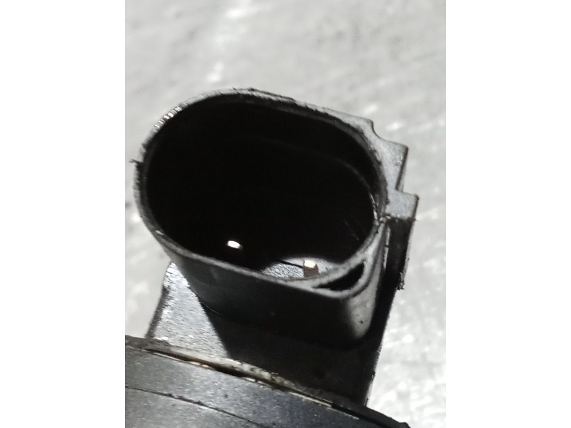 Recambio de valvula egr para opel zafira / zafira family b (a05) 1.9 cdti (m75) referencia OEM IAM 555061  