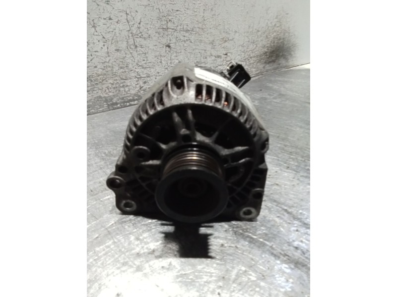 Recambio de alternador para volkswagen polo iii (6n1) 50 1.0 referencia OEM IAM 0123310019  70A