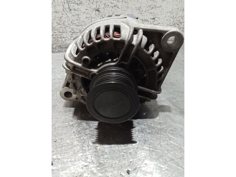Recambio de alternador para opel zafira / zafira family b (a05) 1.9 cdti (m75) referencia OEM IAM   