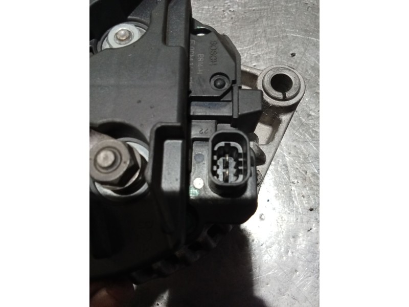 Recambio de alternador para opel zafira / zafira family b (a05) 1.9 cdti (m75) referencia OEM IAM   