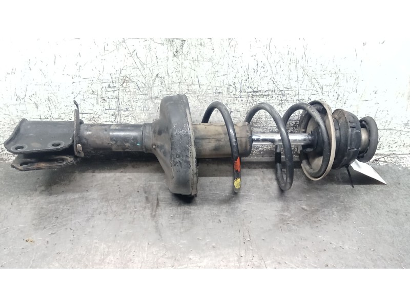 Recambio de amortiguador delantero izquierdo para renault clio ii (bb_, cb_) 1.2 (bb0a, bb0f, bb10, bb1k, bb28, bb2d, bb2h, cb0a