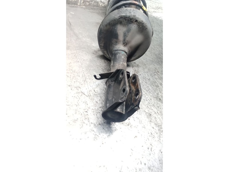 Recambio de amortiguador delantero izquierdo para renault clio ii (bb_, cb_) 1.2 (bb0a, bb0f, bb10, bb1k, bb28, bb2d, bb2h, cb0a