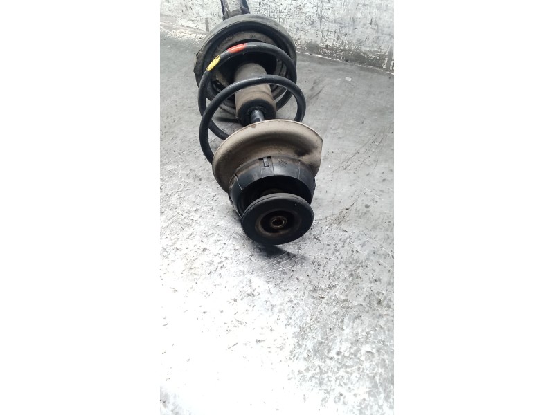 Recambio de amortiguador delantero derecho para renault clio ii (bb_, cb_) 1.2 (bb0a, bb0f, bb10, bb1k, bb28, bb2d, bb2h, cb0a,.