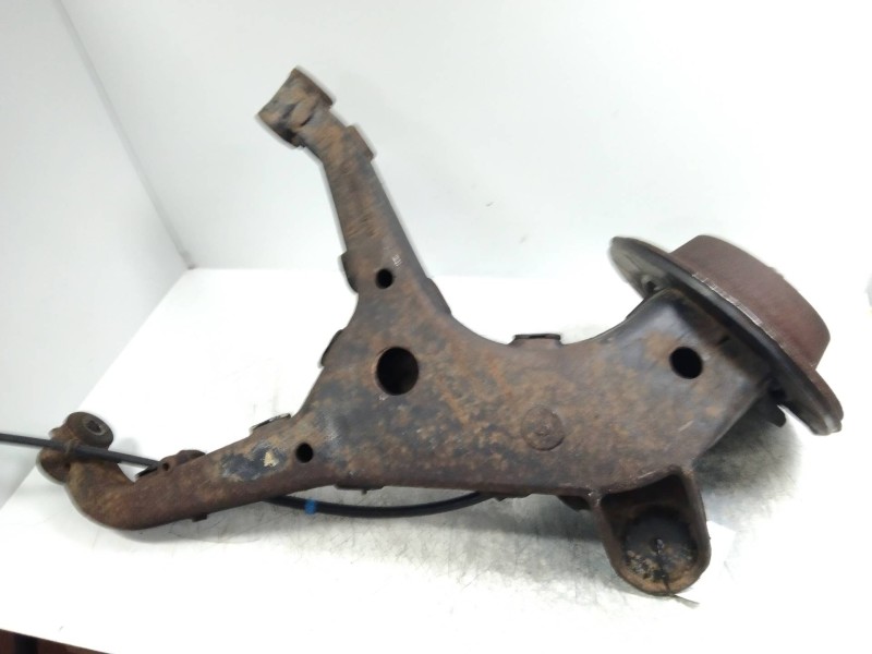Recambio de mangueta trasera izquierda para mercedes vito (w638) caja cerrada 110 cdi  (638.094) referencia OEM IAM 6383503405  