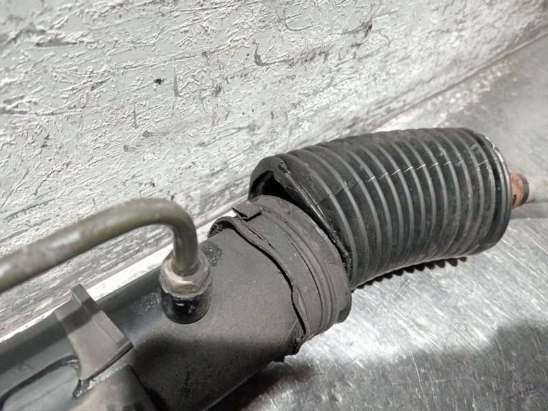 Recambio de cremallera direccion para hyundai trajet (fo) 2.0 referencia OEM IAM 577003A000  