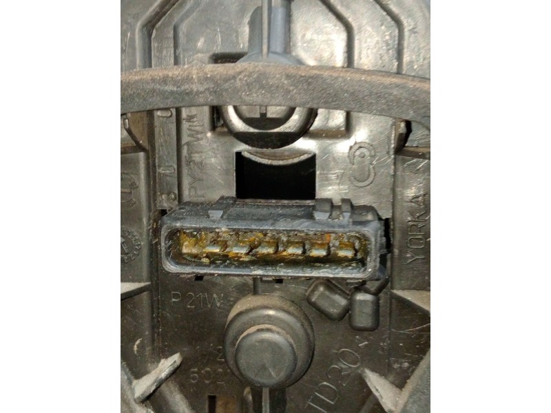 Recambio de piloto trasero derecho para peugeot partner monospace (5_, g_) 1.9 d referencia OEM IAM   