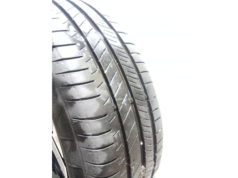 Recambio de juego llantas para kia niro ii (sg2) 1.6 gdi hybrid referencia OEM IAM 205/60 R16 92H UNA LLANTA EN MAL ESTADO VER F