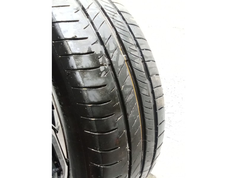 Recambio de juego llantas para kia niro ii (sg2) 1.6 gdi hybrid referencia OEM IAM 205/60 R16 92H UNA LLANTA EN MAL ESTADO VER F