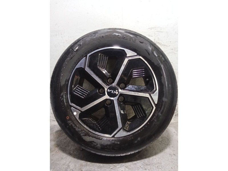 Recambio de juego llantas para kia niro ii (sg2) 1.6 gdi hybrid referencia OEM IAM 205/60 R16 92H UNA LLANTA EN MAL ESTADO VER F