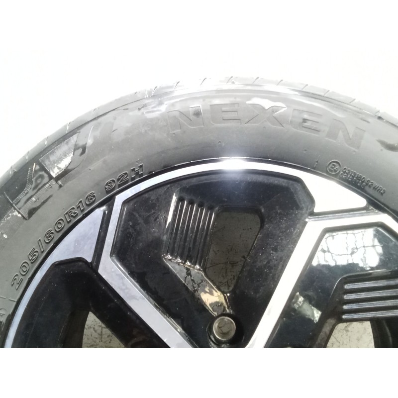 Recambio de juego llantas para kia niro ii (sg2) 1.6 gdi hybrid referencia OEM IAM 205/60 R16 92H UNA LLANTA EN MAL ESTADO VER F