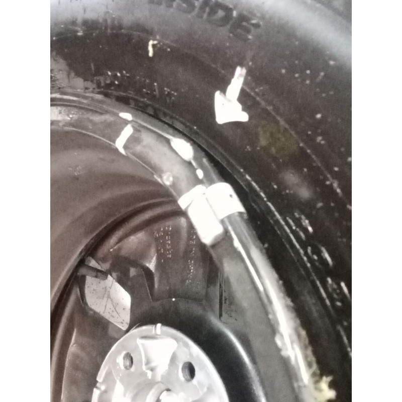 Recambio de juego llantas para kia niro ii (sg2) 1.6 gdi hybrid referencia OEM IAM 205/60 R16 92H UNA LLANTA EN MAL ESTADO VER F