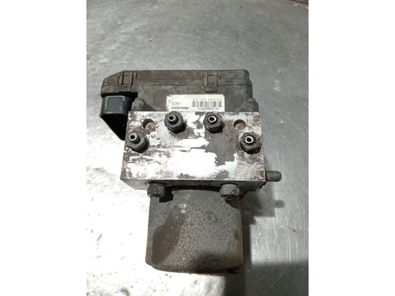 Recambio de abs para hyundai trajet (fo) 2.0 referencia OEM IAM 589103A100 AC04600114 