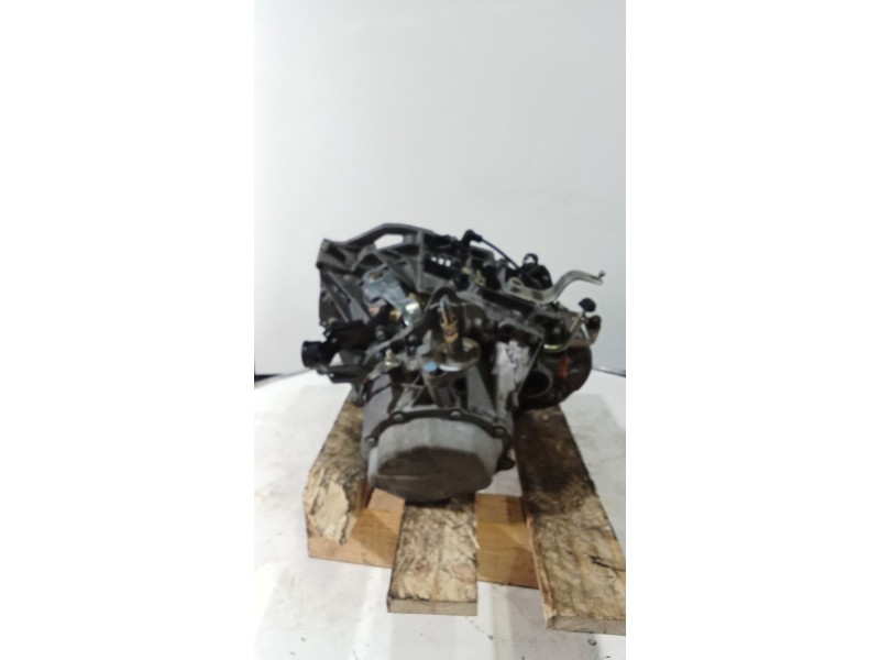 Recambio de caja cambios para citroën xantia (x1_, x2_) 1.9 turbo d referencia OEM IAM 20TA59 5v 9568756B