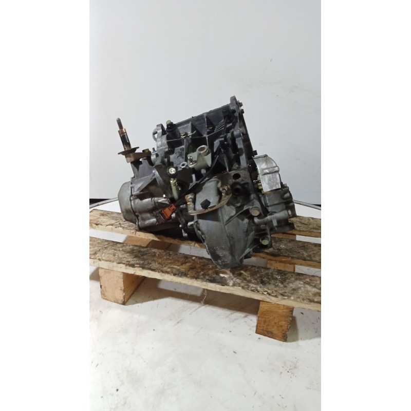 Recambio de caja cambios para citroën xantia (x1_, x2_) 1.9 turbo d referencia OEM IAM 20TA59 5v 9568756B