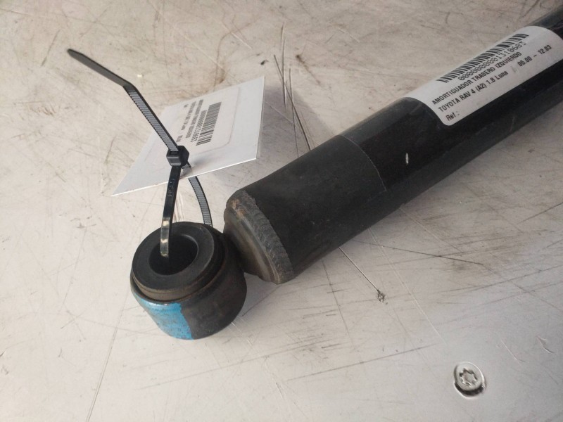 Recambio de amortiguador trasero izquierdo para toyota rav 4 (a2) 1.8 luna referencia OEM IAM   