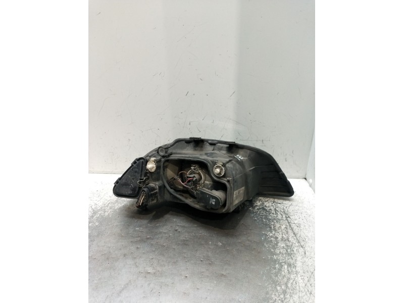 Recambio de faro izquierdo para seat cordoba (6l2) 1.9 sdi referencia OEM IAM 6L1941021A  